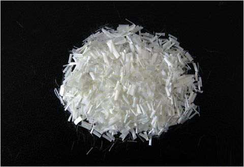 聚酯纤维的应用领域，聚酯纤维可以用于哪些工程，聚酯纤维的抗冲击性，供应盐城聚酯纤维，聚酯纤维的延伸力，聚酯纤维的阻裂性能，聚酯纤维的稳定作用 